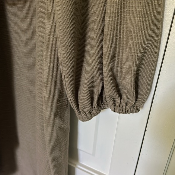 Lionstill XL Olive Long Sleeved Dress - Picture 4 of 10